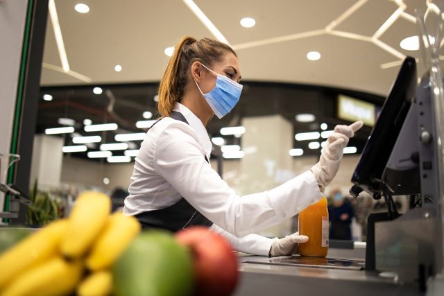 women working in fmcg